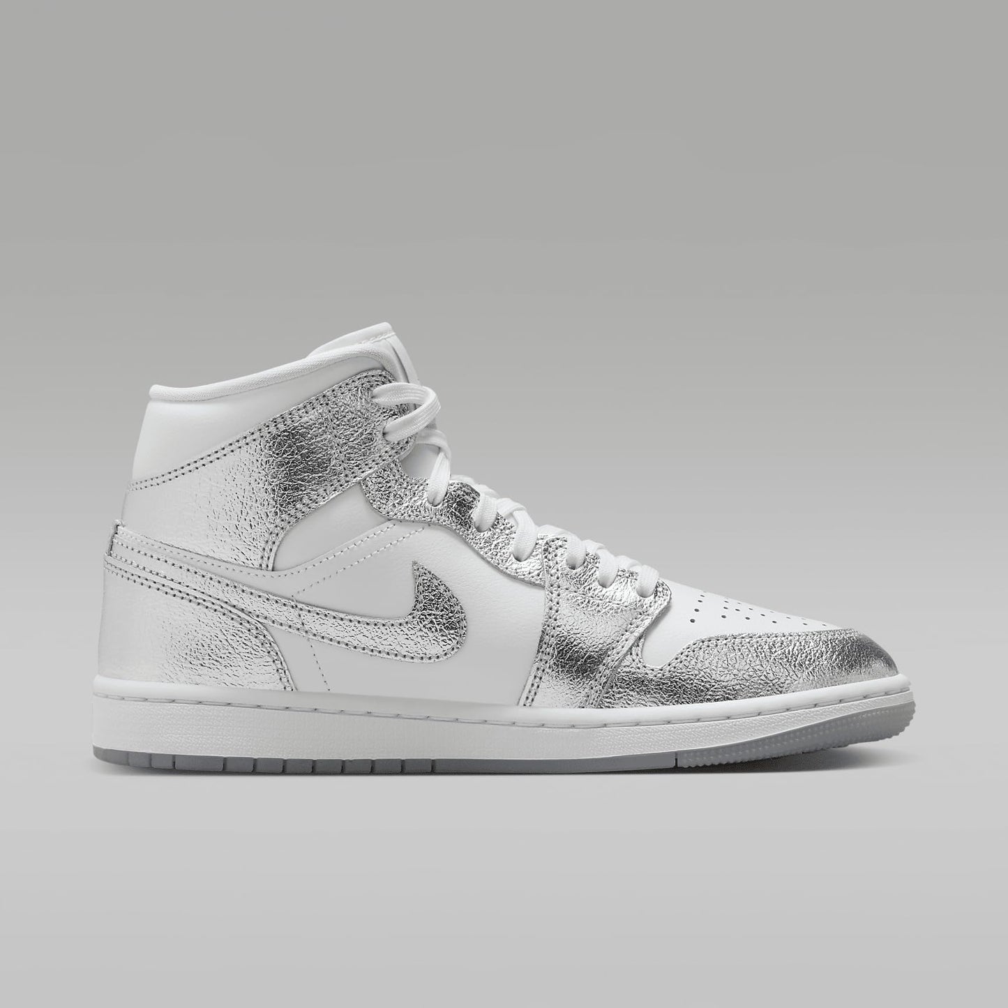 Jordan Women's Air 1 Mid SE White/Metallic Silver (FN5031 100)